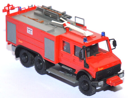 UNIMOG U2450 TLF in rot